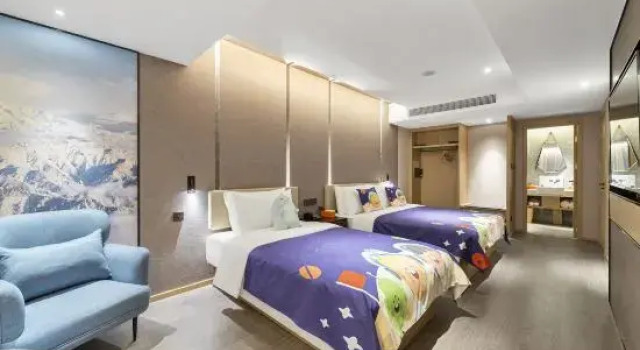 Семейный люкс Ya'an Times Tianjie Atour Hotel