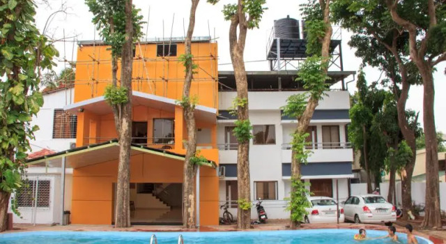 Sunshine Resort, Забронировать Курортный отель Лонавала штат Махараштра