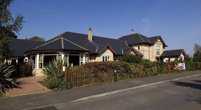 Premier Inn Chippenham, Book Hotel Chippenham Wiltshire