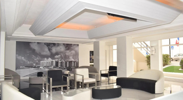 THE FOZ Beach Hotel, Забронировать Отель Отели и гостиницы Фигейра-да-Фош, рядом с Пляж Кларидаде, Отель
