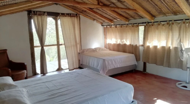 Четырёхместный номер Comfort Hierba Buena Eco Hostel