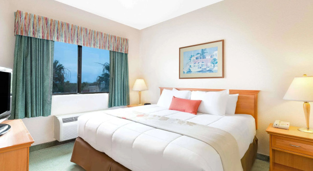 Candlewood Suites Aransas Pass by IHG, Book Hotel Aransas Pass Houston