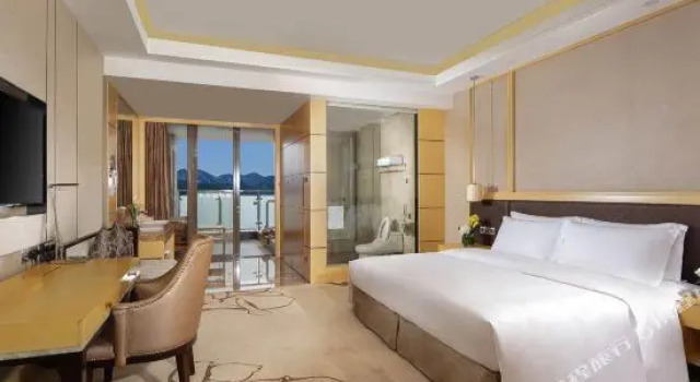 Люкс Executive Kingworld Hotel Gui'an