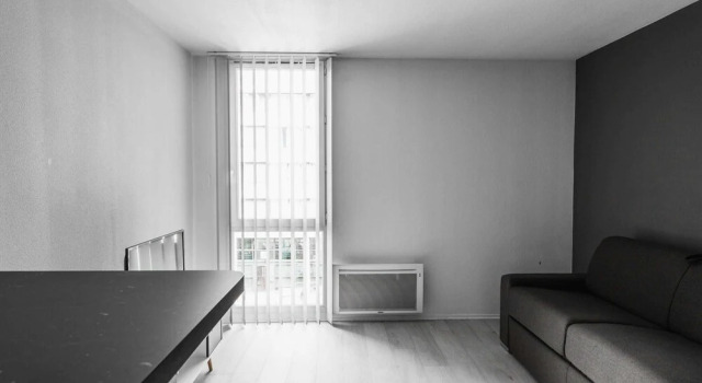 Superb Studio at the Gates of Paris
