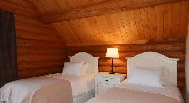 Chalet Petit Ourson, Boek Chalet 4-sterren hotels in Quebec, 4*