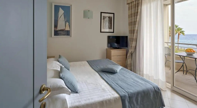 Полулюкс с видом на море Aregai Marina Hotel & Residence
