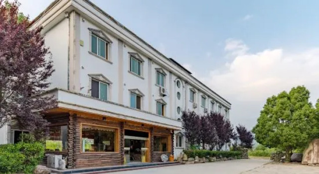 Shuifoshan Hot Spring Resort, Book Resort Resort Hotels in Anqing, Resort