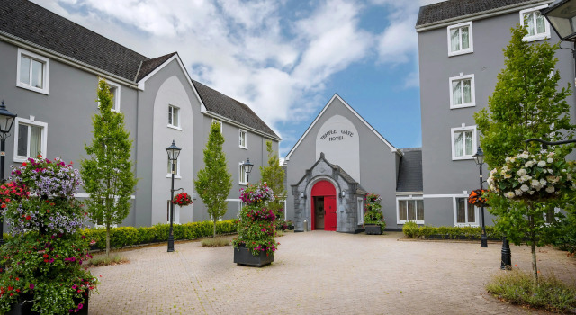 Temple Gate Hotel, Book Hotel Ennis 
