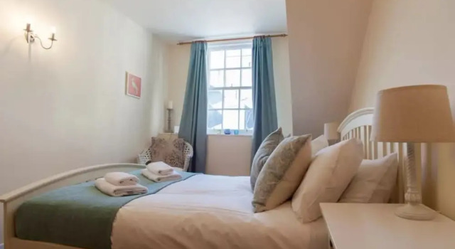 Cosy 2 Bedroom Apartment In Heart Of The City, Забронировать Апартаменты/квартира Апартаменты Эдинбурга, рядом с St George's West Church, Апартаменты/квартира