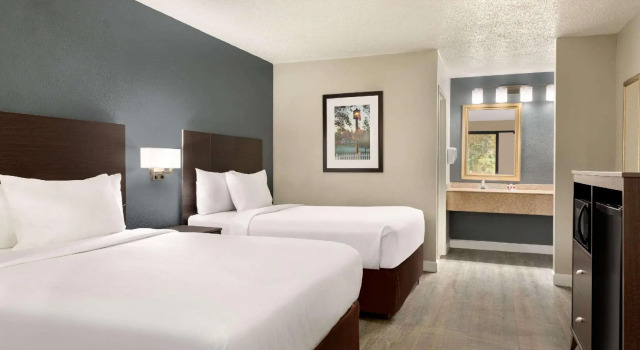 Четырёхместный номер Standard Baymont by Wyndham Wilmington