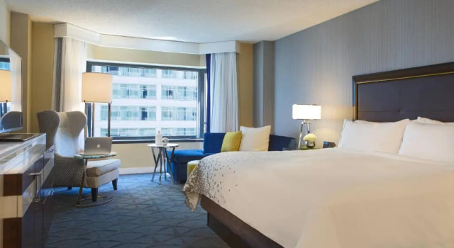 Номер Standard Renaissance Chicago Downtown Hotel