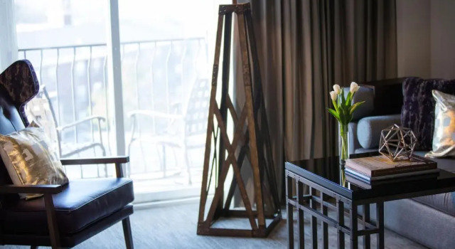 Номер Standard Renaissance Waterford Oklahoma City Hotel