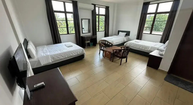 Standardní Rodinný pokoj s balkonem Glistar Hotel