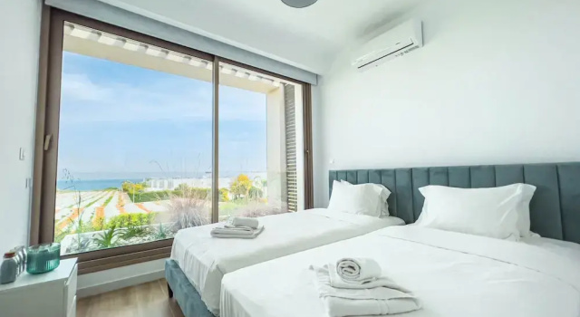Azure Seaview - Jade Villa
