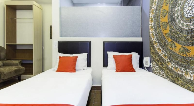 OYO 90429 Hotel Narasindo