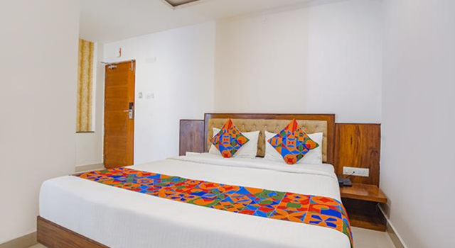 Fabhotel Royal Inn I, Забронировать Отель Отели штата Карнатаки 3 звезды, 3*