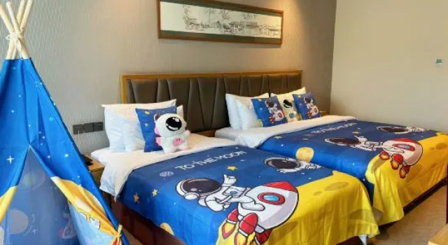 Семейный тент Scholars Hotel Yueliangwan