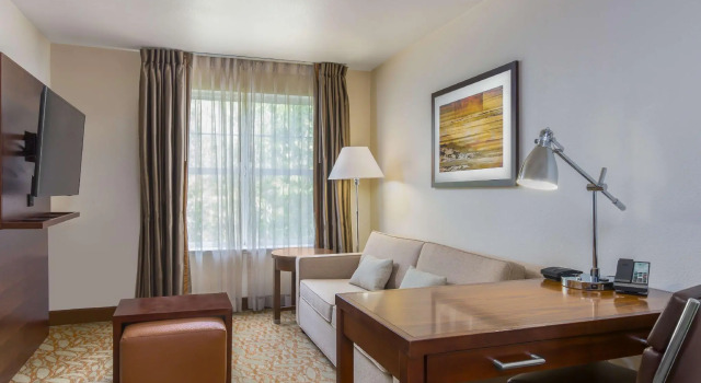 Двухместный люкс c 1 комнатой Homewood Suites by Hilton Newark Fremont