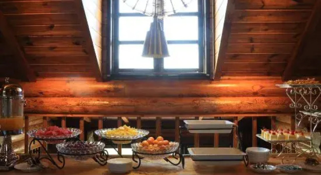 Jiuru Mountain Hongyanrong Wooden Barrel Homestay, Забронировать Отель Бизнес-отели Шаньдун, 4* 5*
