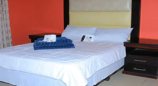 Khethis Guest House, Prenota Affittacamere Hotel a Limpopo con parcheggio, Parcheggio