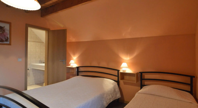Cottage in Baugnez With Sauna & Forest Nearby, Rezerwuj Dom wakacyjny Malmedy 