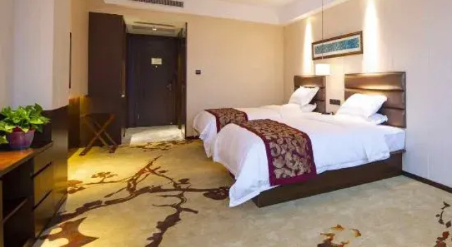 Xingang International Hotel, Rezervovat Hotel Jen-čcheng 