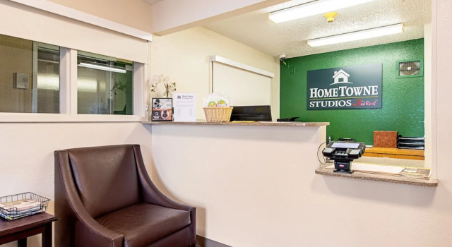 Crossland Economy Studios - Tacoma - Puyallup, Prenota Hotel Puyallup 