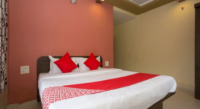 OYO 11944 Rajat Residency