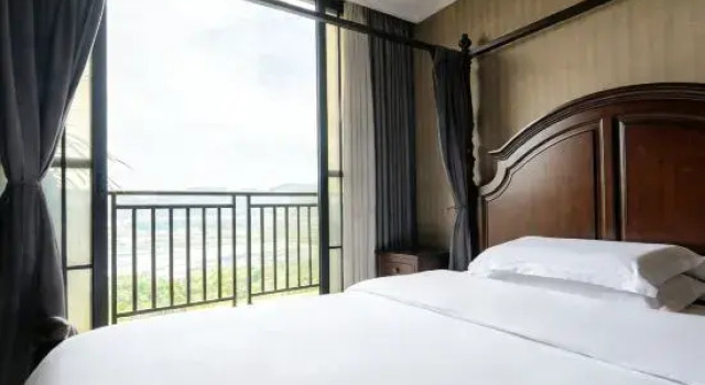 Люкс Superior с видом на реку Aibao Hotel