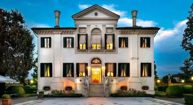 Villa Franceschi Hotel & Resort