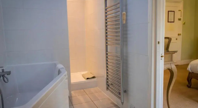 Номер Deluxe Findon Manor Hotel