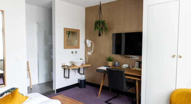 Wolf Hotel 