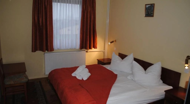 Hotel Roškar, Book Hotel Hoteller i Ptuj med parkering, Parkering