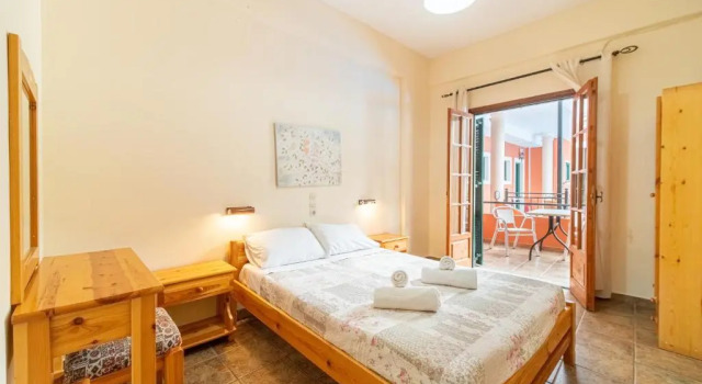 Arianna apartment 14, Забронировать Апартаменты/квартира Отели Палеокастрица с парковкой, рядом с Пляж Агиос Спиридон, Парковка
