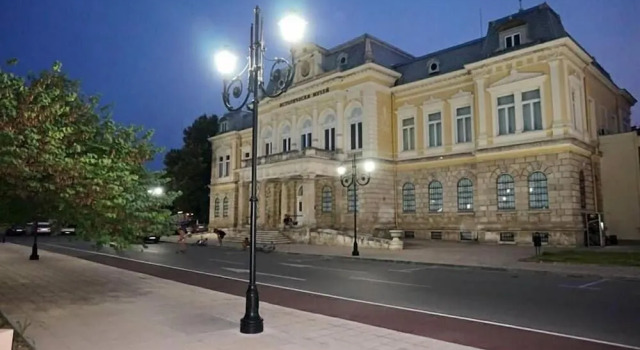 Charlino Plaza