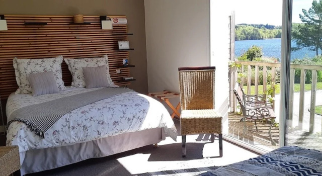 Трёхместный номер Standard с балконом Logis Hotel du Lac