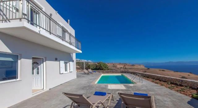 Вилла с 2 комнатами Tranquil sea view villa with private pool, just 2km from the beach