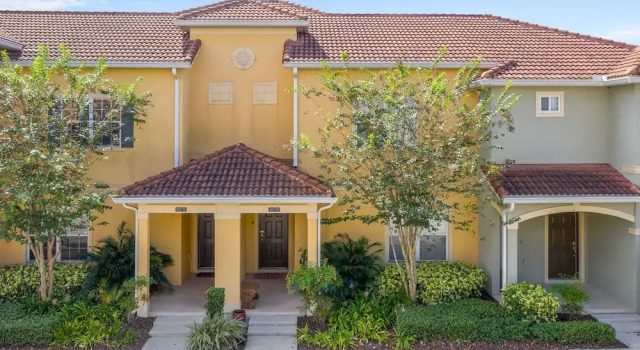 Paradise Palms 8978