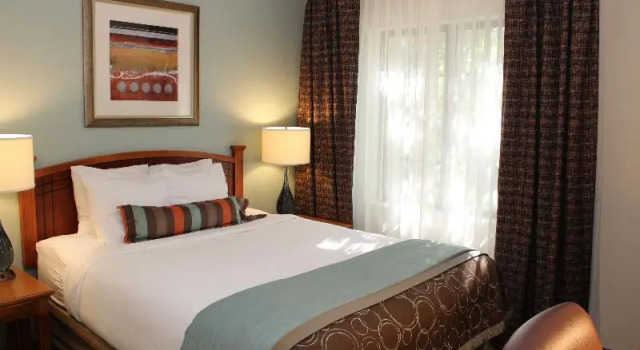 Четырёхместный люкс Sonesta ES Suites Portland Vancouver 41st Street