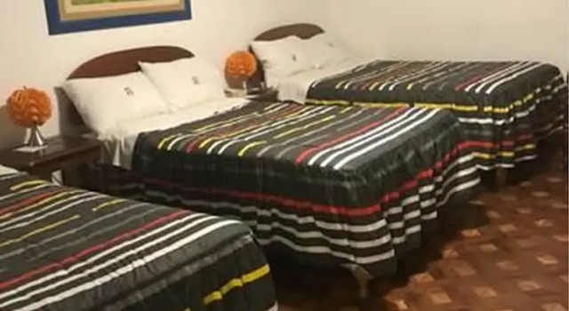 Standardowy rodzinny pokój Hostal Santa Apolonia