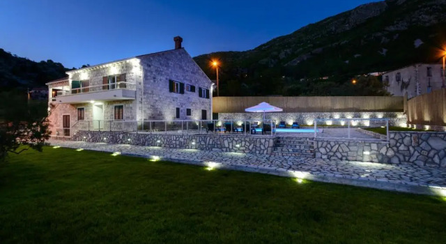 Вилла с 6 комнатами Villa Pave