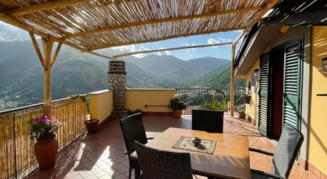 Happy House, Buchen Sie Ferienwohnung Tramonti Kampanien