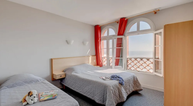 Spacious Loire Coastal Stay for 5