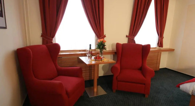 Четырёхместный номер Standard Hotel Slovan