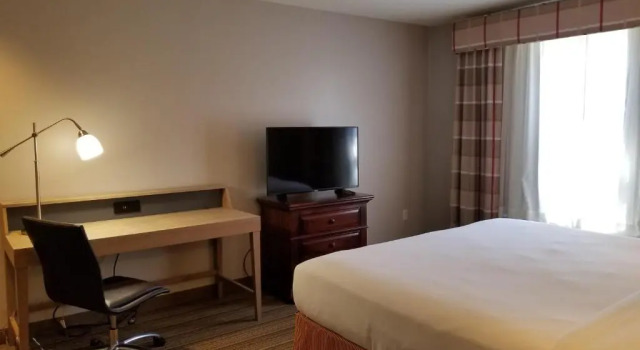 Двухместный люкс Country Inn & Suites by Radisson, Annapolis, MD