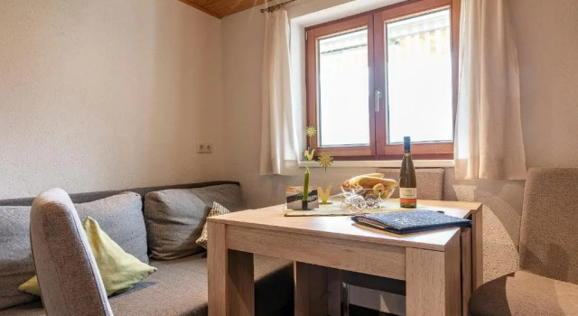 Haus grüner Wald, Book Apartment Hotels in Vorarlberg with Parking, Parking