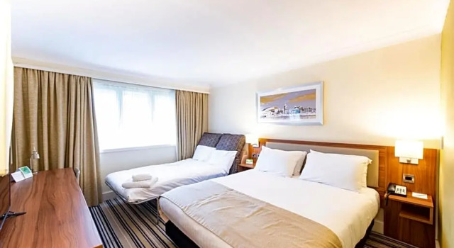 Номер Superior Holiday Inn Cardiff - North M4