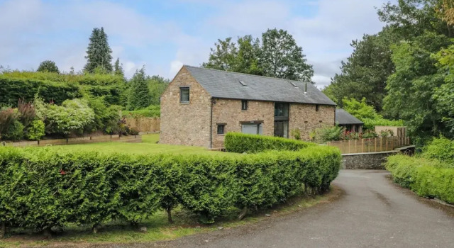 The Ivy Barn, Book Feriehus Govilon Gwent