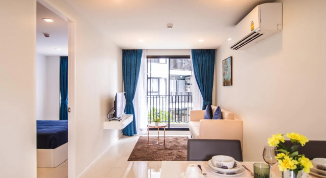 Roomme Hospitality The Urban Attitude, Забронировать Отель Отели Центральной Паттайя с бассейном, рядом с Торговый центр Harbor Pattaya, Бассейн