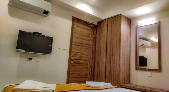RR Mount Elite Suites, Buchen Sie Hotel Triplicane 